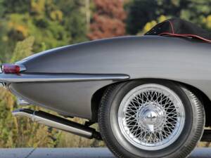 Image 17/50 de Jaguar E-Type 3.8 Flat Floor (1961)