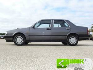 Imagen 3/10 de Lancia Thema I.E. (1990)