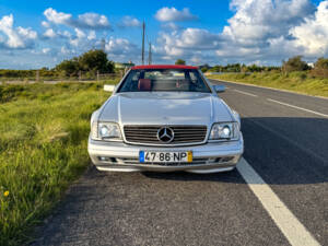 Image 11/23 of Mercedes-Benz SL 320 (1996)