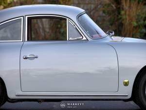 Image 31/50 de Porsche 356 B 1600 Super 90 (1960)