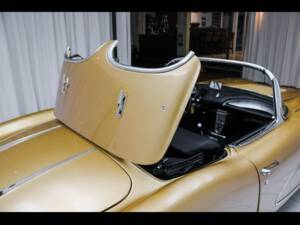 Image 69/100 of Chevrolet Corvette (1958)