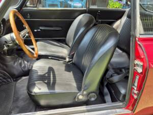 Image 20/50 de Alfa Romeo Giulia GT 1300 Junior (1971)