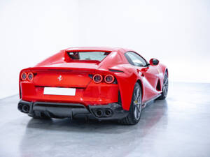 Imagen 44/46 de Ferrari 812 Competizione A (2022)