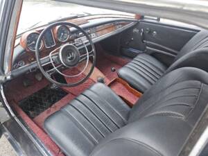 Immagine 5/5 di Mercedes-Benz 250 SE (1967)