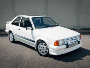 Afbeelding 2/60 van Ford Escort RS 1600 turbo (1985)