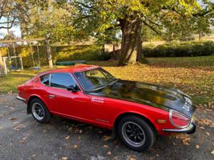 Image 26/36 of Datsun 240 Z (1973)