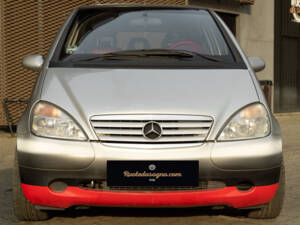 Image 8/40 de Mercedes-Benz A 160 &quot;F1 Häkkinen Edition&quot; (1999)