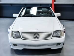 Bild 2/7 von Mercedes-Benz SL 500 (1994)