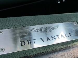 Bild 20/24 von Aston Martin DB 7 Vantage (1999)