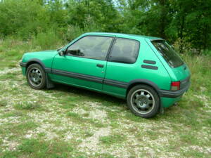 Bild 2/22 von Peugeot 205 GTi 1.9 (1990)