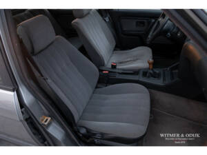 Image 45/50 de BMW 320i Touring (1989)