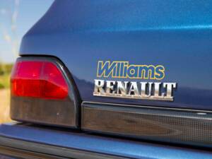 Image 23/87 of Renault Clio Williams (1994)