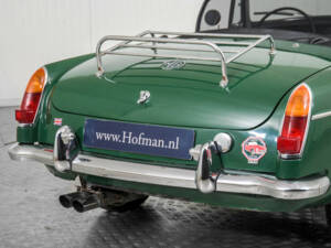 Image 28/50 of MG MGB (1964)