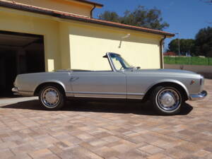 Image 3/20 de Mercedes-Benz 230 SL (1963)