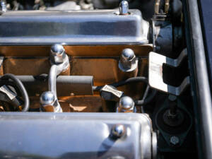 Immagine 26/45 di Jaguar E-Type 4.2 (1966)