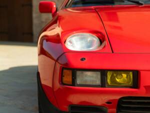 Image 16/50 de Porsche 928 S (1984)