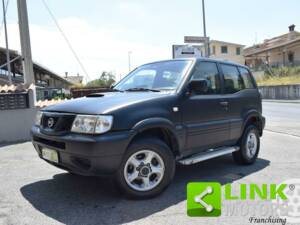 Afbeelding 1/10 van Nissan Terrano II 2.4i (2000)