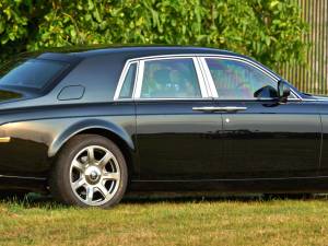 Image 14/50 de Rolls-Royce Phantom VII (2010)