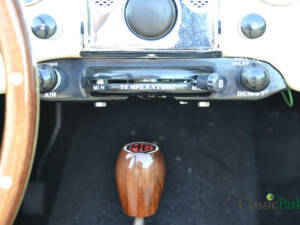 Imagen 31/50 de MG MGA 1500 (1957)