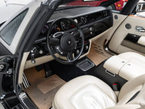 Image 7/36 of Rolls-Royce Phantom DHC (2008)