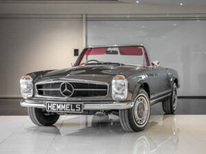 Image 1/21 of Mercedes-Benz 280 SL (1969)