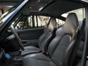 Image 50/50 of Porsche 911 Carrera (1995)