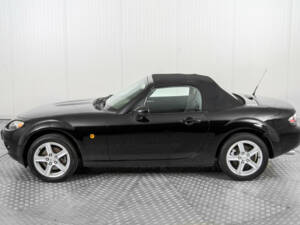 Imagen 50/50 de Mazda MX-5 1.8 (2007)