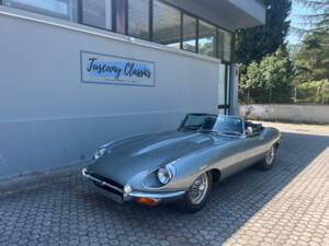 Bild 2/32 von Jaguar E-Type (1969)