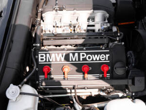 Image 82/91 de BMW M3 Sport Evo (1990)
