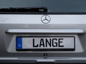 Image 45/75 of Mercedes-Benz E 280 T (1994)