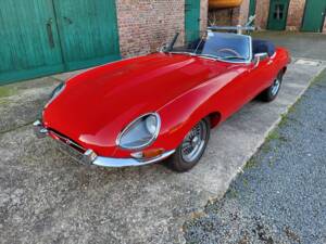 Imagen 5/46 de Jaguar E-Type 3.8 (1964)