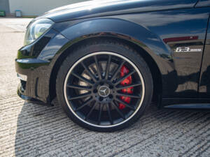 Bild 22/25 von Mercedes-Benz C 63 AMG T (2012)