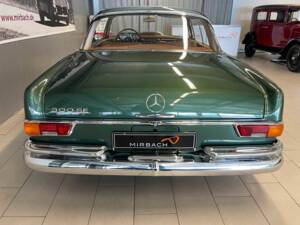 Afbeelding 7/15 van Mercedes-Benz 300 SE (1963)