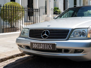 Bild 7/33 von Mercedes-Benz SL 600 (2002)