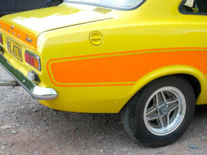 Image 33/50 de Ford Escort RS 2000 (1974)