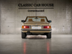Image 15/99 of Mercedes-Benz 300 SL (1987)