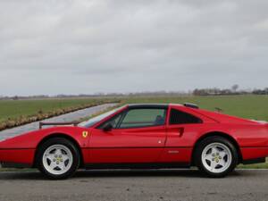 Imagen 5/7 de Ferrari 328 GTS (1987)