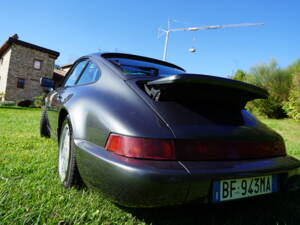 Image 34/52 de Porsche 911 Carrera 4 (1990)