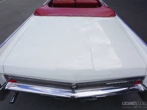 Imagen 17/52 de Buick Electra 225 Custom Convertible (1964)