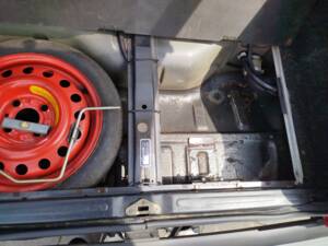 Image 25/51 of Saab 900 Turbo (1991)