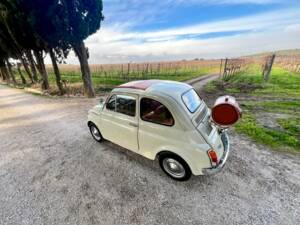 Image 14/73 of FIAT 500 F (1971)