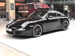 Imagen 9/29 de Porsche 911 Carrera (2006)