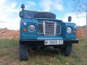 Image 1/20 of Land Rover 109 (1980)