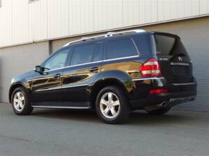 Image 4/100 of Mercedes-Benz GL 550 4MATIC (2008)