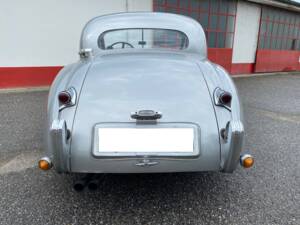 Image 6/36 of Jaguar XK 120 FHC (1953)