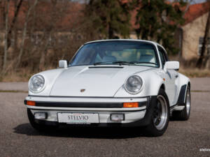 Image 1/46 of Porsche 911 Turbo 3.3 (1980)