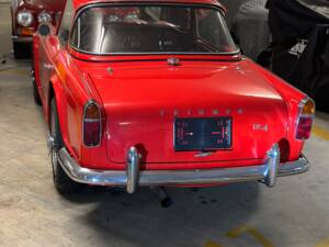Image 3/7 of Triumph TR 4 (1963)