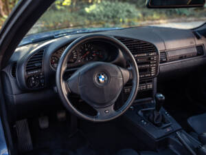 Image 9/42 of BMW M3 Sport Evo (1997)