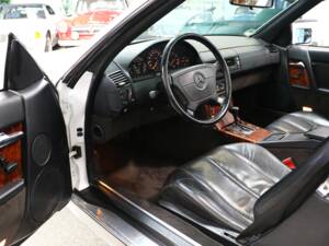 Bild 10/36 von Mercedes-Benz 300 SL (1992)