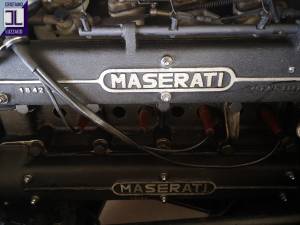 Afbeelding 47/50 van Maserati Quattroporte 4200 (1967)